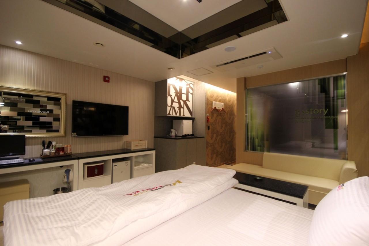 Khan Motel Тегу Екстериор снимка