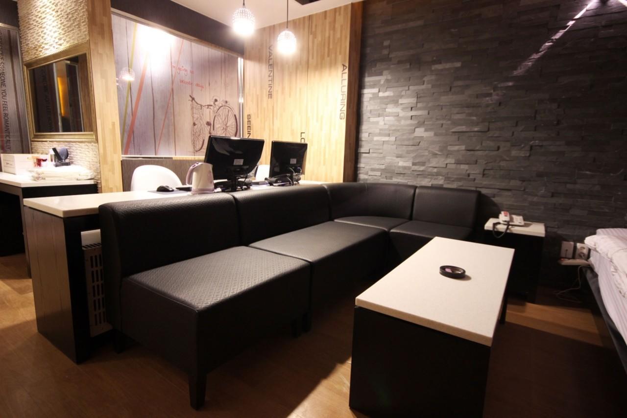 Khan Motel Тегу Екстериор снимка