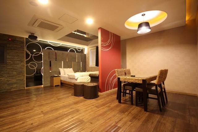 Khan Motel Тегу Екстериор снимка